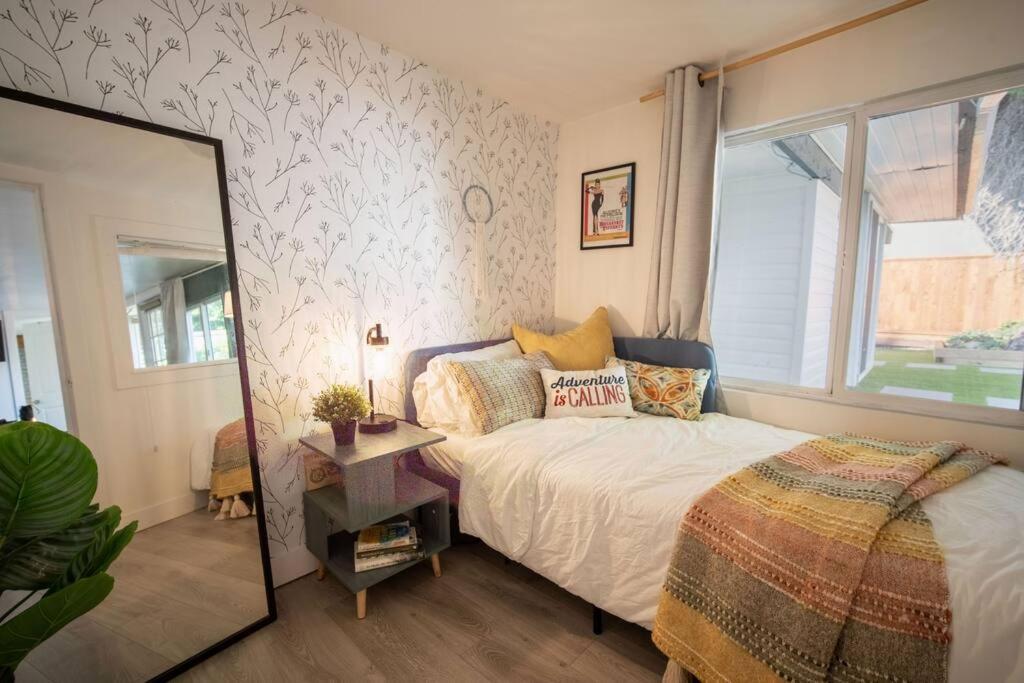 King Garden Suite/20 Mins To Dwntwn Vancouvr/Petok North Vancouver Exterior foto
